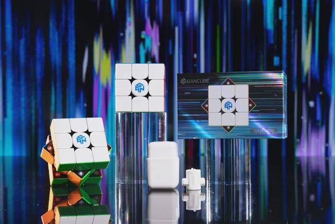 干出了一家魔方界的“苹果”开元棋牌年入三亿这个85后(图5)